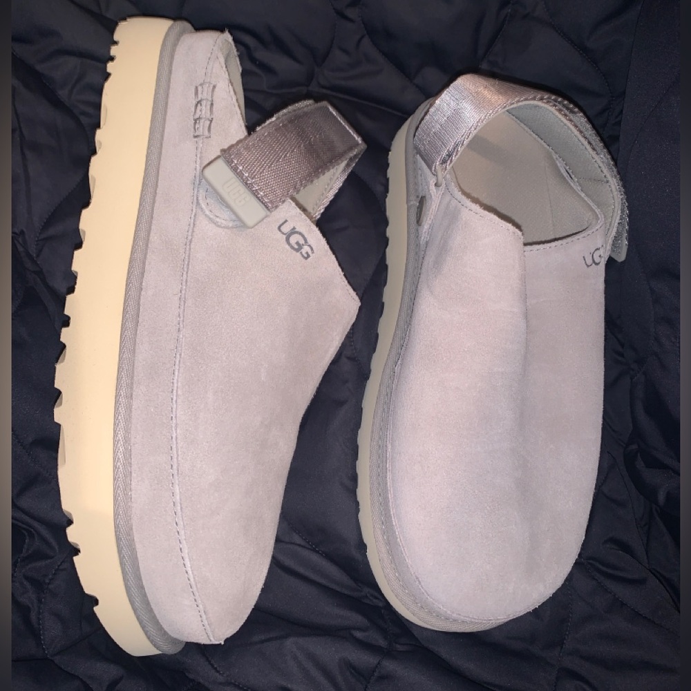 *UGG GOLDENSTAR CLOG